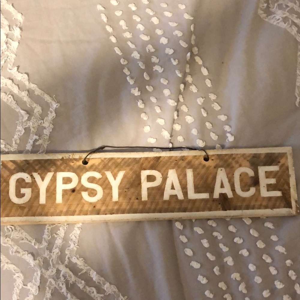 Gypsy palace brandy Melville sign